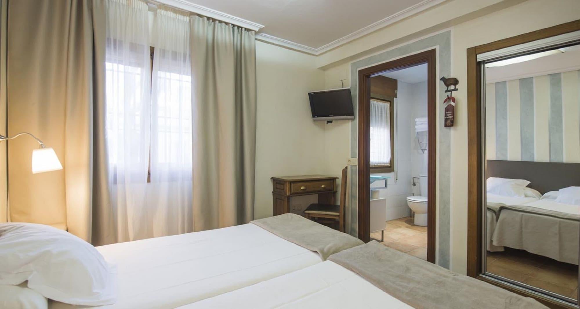 Hotel Yit Puerta Bisagra Toledo Exterior foto