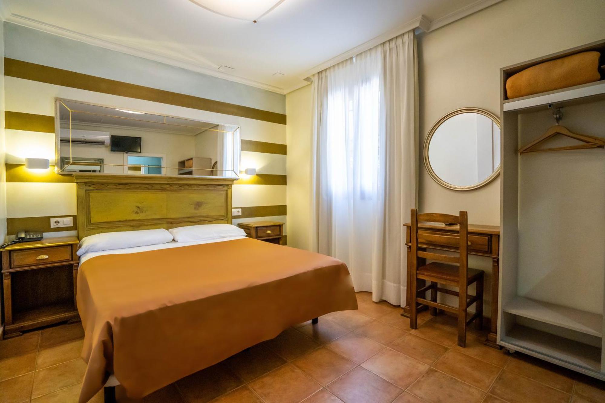 Hotel Yit Puerta Bisagra Toledo Exterior foto